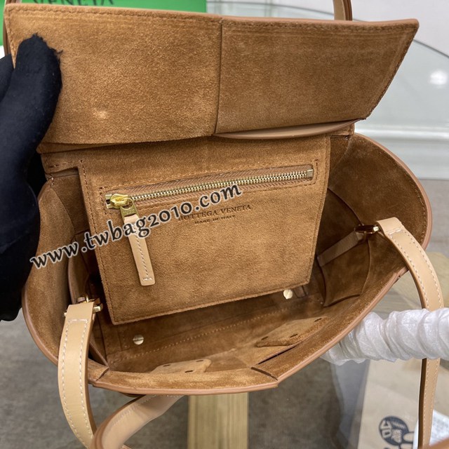 Bottega veneta高端女包 KF008 寶緹嘉新款Arco29 杏仁色 BV經典款mini平紋皮編織女手提包  gxz1126
